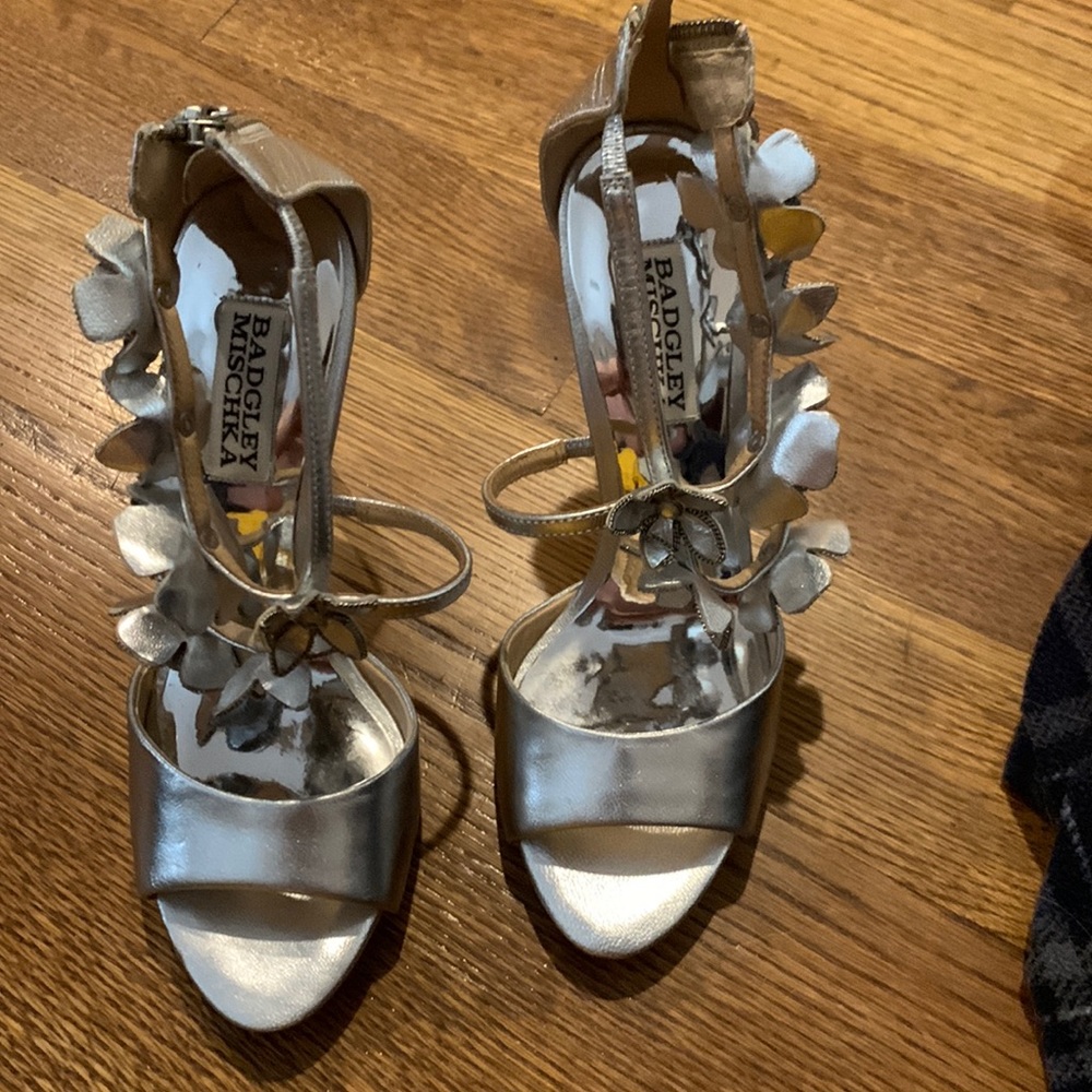 Never worn sive 6 silver Badley Mischka high heeled shoes